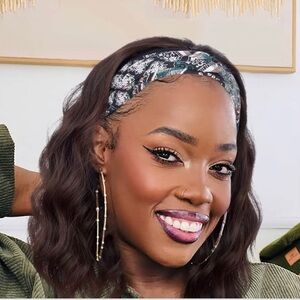 New Stylish dark Brown Wavy Hair Wig with Patterned Headband shoulder length